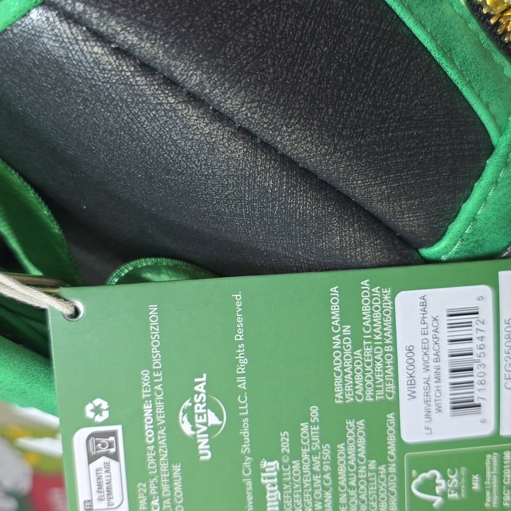 Loungefly Universal Wicked Elphaba With Mini Backpack Nwt - Picture 8 of 8
